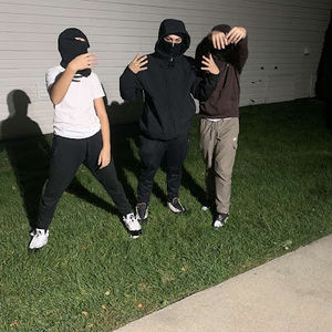 Meet your Posher, Lawson